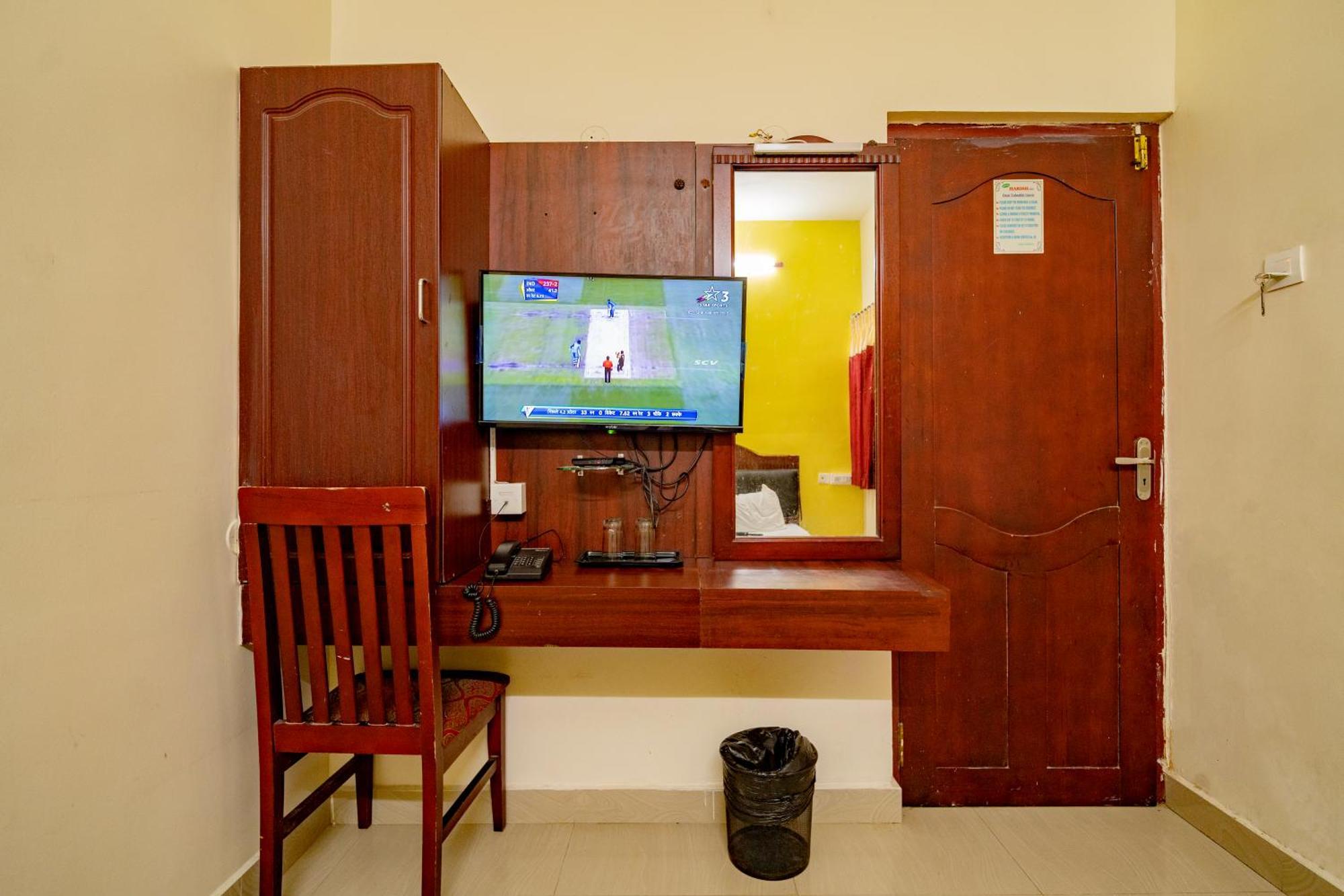 Hotel Harish Рамешварам Экстерьер фото